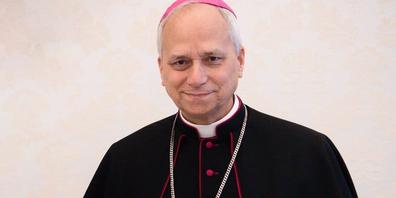 El cardenal estadounidense Robert Francis Prevost, elegido como Pontífice de la Iglesia Católica; llevará el nombre de Leon XIV