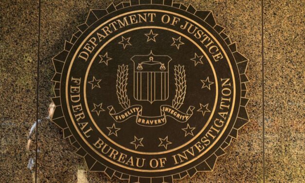 Hacker del Cártel de Sinaloa habría espiado a agentes del FBI en México