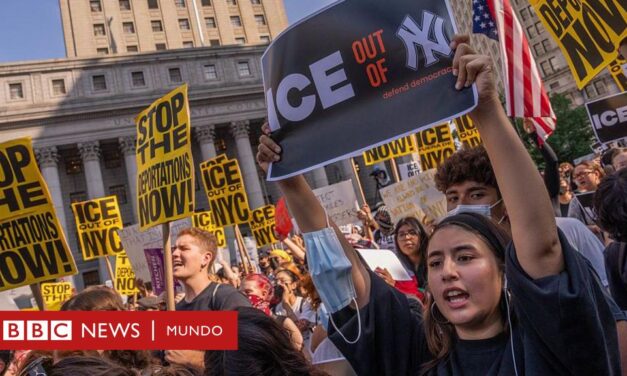 Reportan hasta 800 detenidos tras redadas del ICE