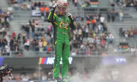 Daniel Suárez gana la NASCAR Xfinity Series con una épica remontada