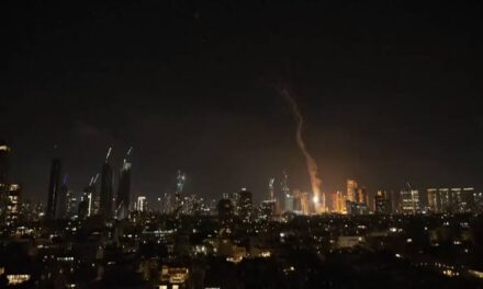 Irán responde y lanza cientos de misiles contra Israel