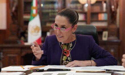 Tras llamada con Sheinbaum, Trump pausa aranceles contra México por 90 días