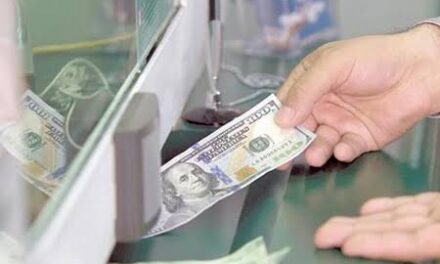 Aprueba Senado de EE.UU. plan fiscal que incluye 1% de impuesto a remesas
