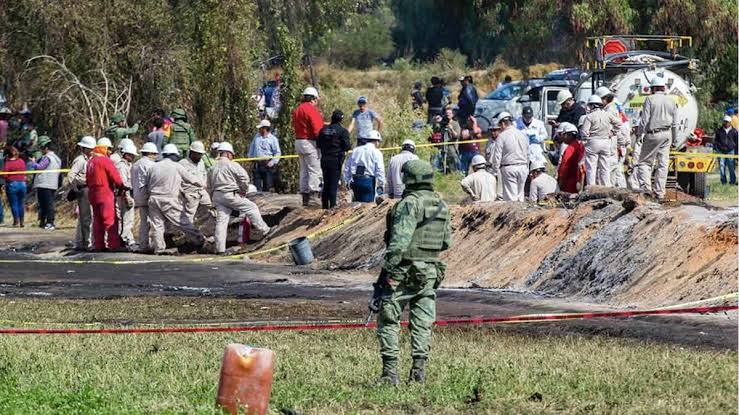 Huachicol de exportación: crudo robado en México se refina en EU y regresa como combustible “legal”