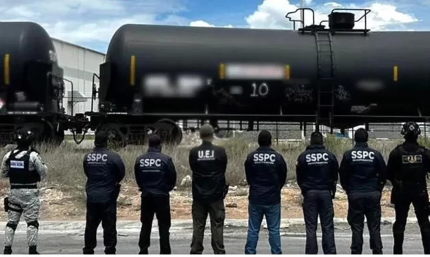 Decomisan en Coahuila 15 millones de litros de combustible robado