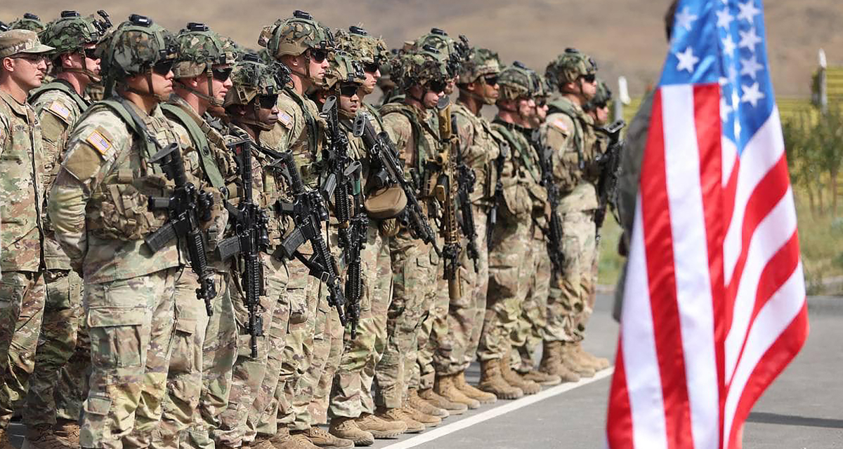 EE.UU. estaría desplegando 4 mil soldados en aguas alrededor de América Latina para combatir al narco, asegura CNN