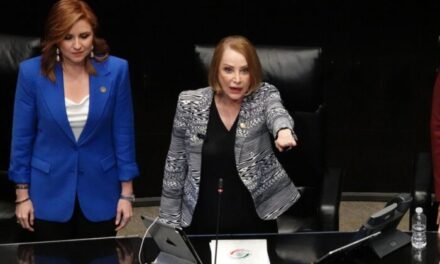 Laura Itzel Castillo Juárez rinde protesta como presidenta de la Mesa Directiva del Senado de la República