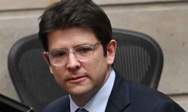 Tras dos meses grave por un atentado, muere el precandidato a la presidencia de Colombia, Miguel Uribe