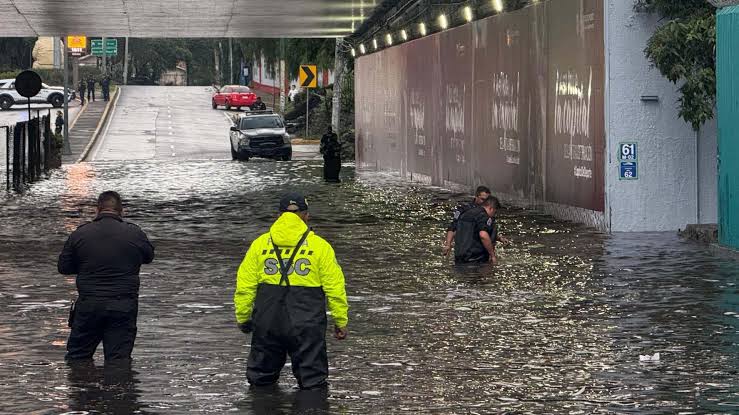 Alertan por intensas lluvias en CDMX