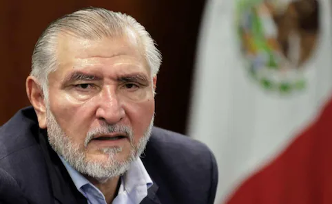 Señalan a hijo de Adán Augusto de habitar departamento de implicados en red de huachicol