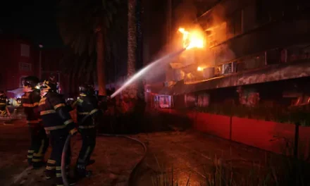 Se incendia restaurante cercano al Monumento a la Revolución