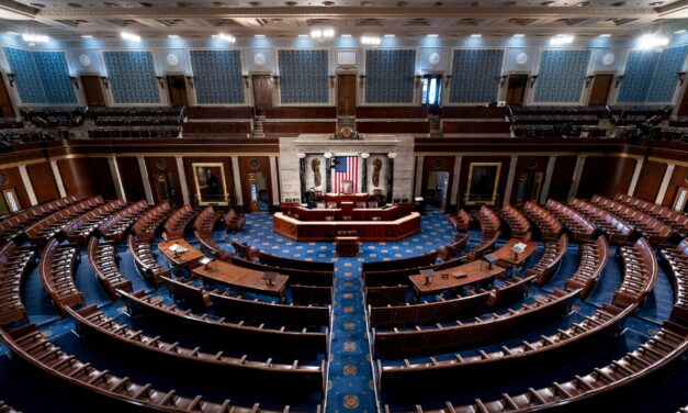 Aprueba congreso de Estados Unidos publicar documentos del caso Epstein