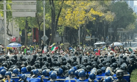 Reducido contingente de la Generación Z salió del Ángel