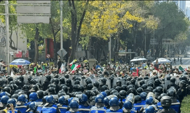 Reducido contingente de la Generación Z salió del Ángel