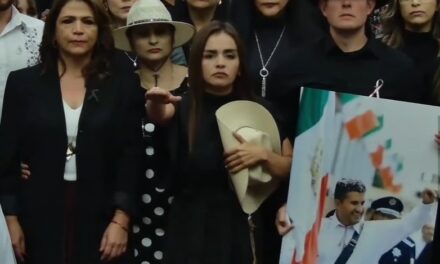 Blinda Guardia Nacional y Ejército Mexicano Uruapan y a la alcaldesa Grecia Quiroz García