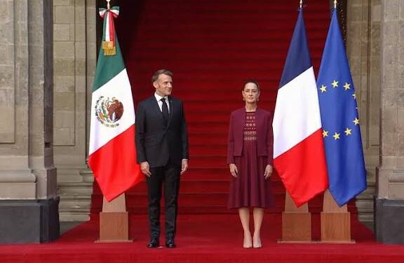 Se reúnen Sheinbaum y Macron en Palacio Nacional
