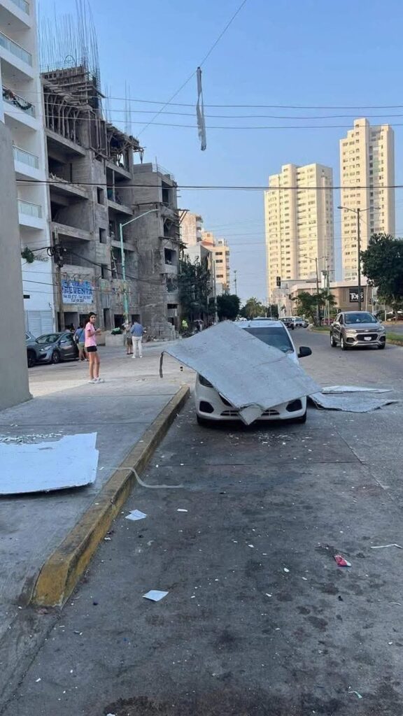 Afectaciones en el puerto de Acapulco 