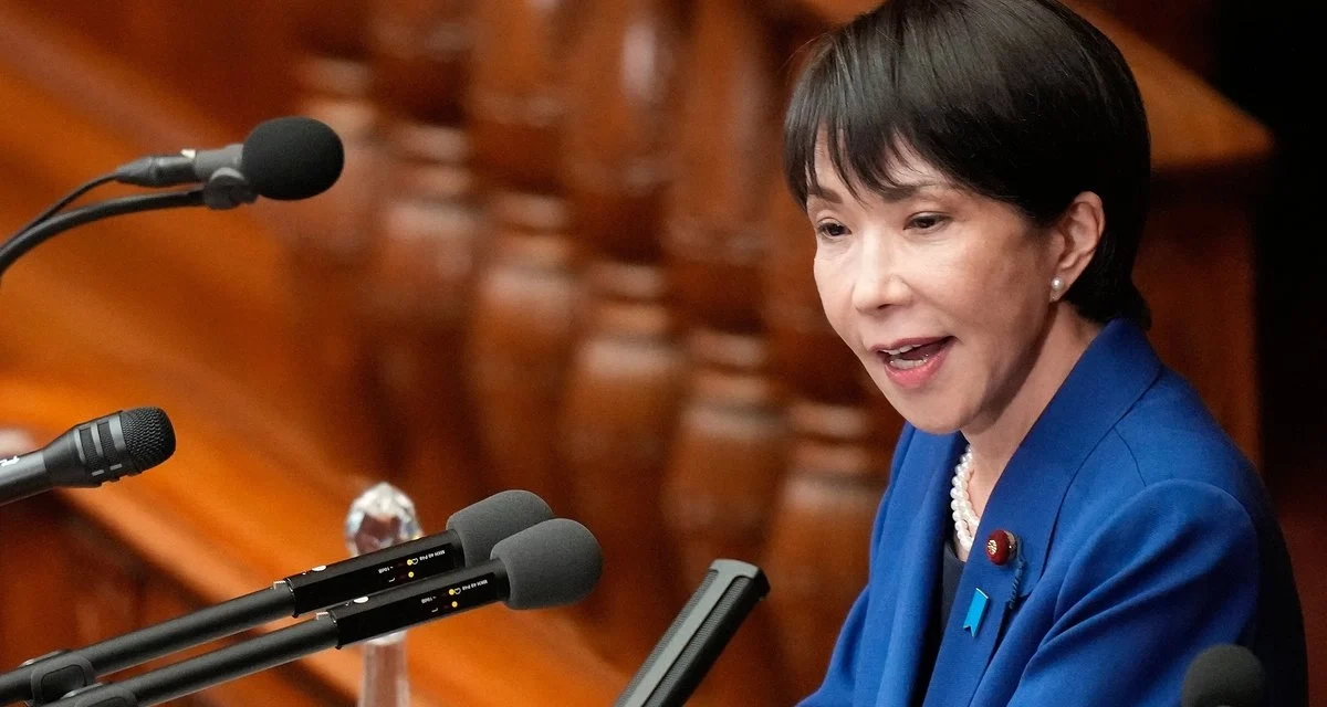 Disuelve Primera Ministra de Japón el Parlamento