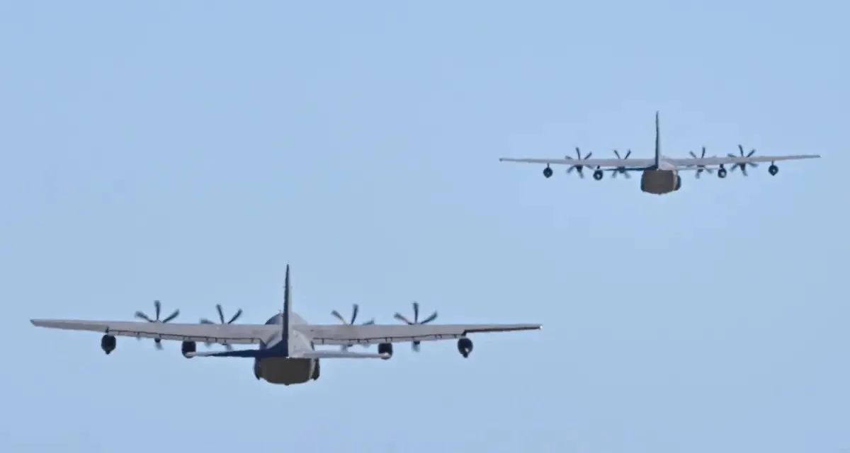 Advierte Estados Unidos a aerolíneas comerciales por posible actividad militar en espacio aéreo de México