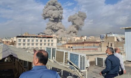 Lanzan Estados Unidos e Israel ataque conjunto contra Irán
