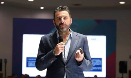 Designan a Aureliano Hernández Palacios como nuevo Auditor Superior de la Federación
