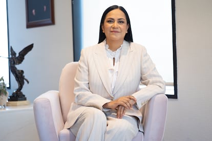 Deja Ariadna Montiel secretaría del bienestar; va por dirigencia de Morena