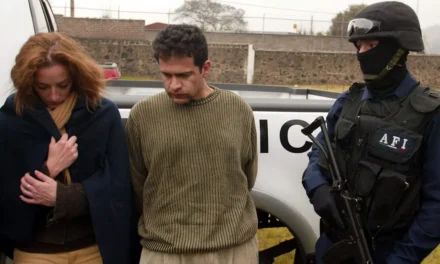 Citarán a declarar a Florence Cassez, en calidad de testigo, por actos de tortura contra Israel Vallarte