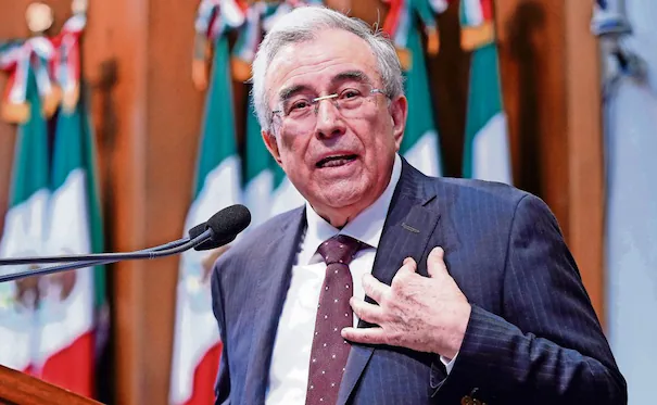 Rubén Rocha Moya comparece ante la FGR tras acusaciones de Estados Unidos por narcotráfico