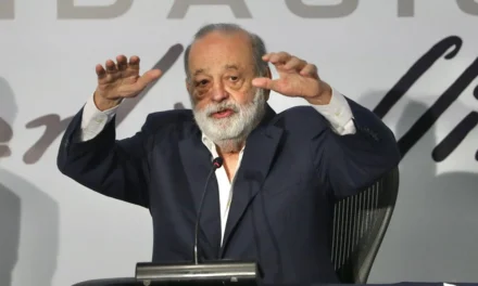 Slim exhibe límites del gobierno en energía… y revive choque con AMLO