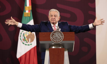 Reaparece AMLO y dice que funcionarios deEstados Unidos “está tratando de debilitar a Morena”