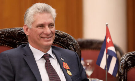 Presidente de Cuba dice que EE.UU. contempla presión y control económico e incluso agresión militar sobre la Isla
