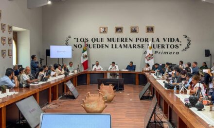 Salomón Jara sostiene encuentro con gremio periodístico, refrenda compromiso de respeto y protección a su labor