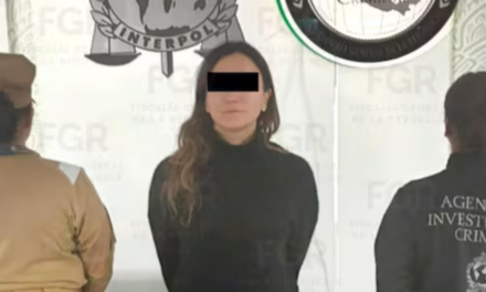 Detienen a Gilda Lozoya, hermana de Emilio Lozoya; la acusan de ser prestanombres para triangular recursos ilícitos