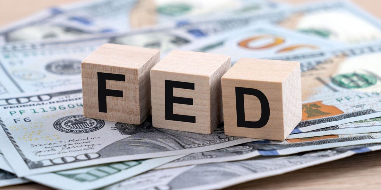 Mantiene FED tasa de interés en rango de 3.50 a 3.75%