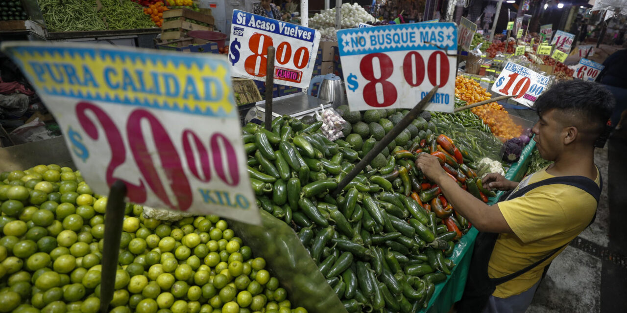 Inflación cede, economía se modera