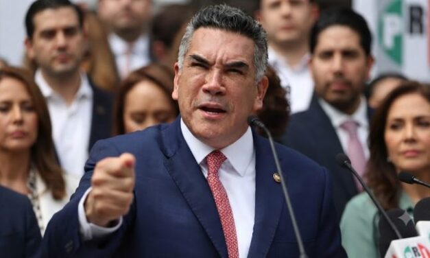 “Nos quieren silenciar”, dice Alito Moreno tras denunciar atentado a oficinas del PRI en Chilpancingo