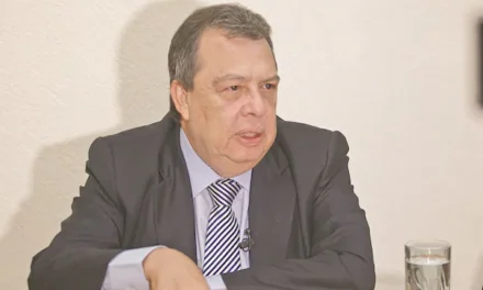 Vinculan a proceso a Ángel Aguirre, exgobernador de Guerrero por el delito de desaparición forzada