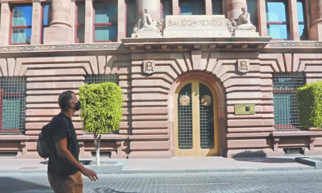 Inflación sube y Banxico desafía a la Fed