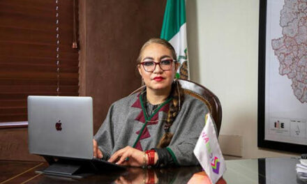 Renuncia Claudia Arlett Espino a la Secretaría Ejecutiva del INE
