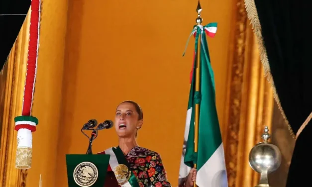 21 arengas y los vivas por la soberanía en el Grito de Independencia de la presidenta de México