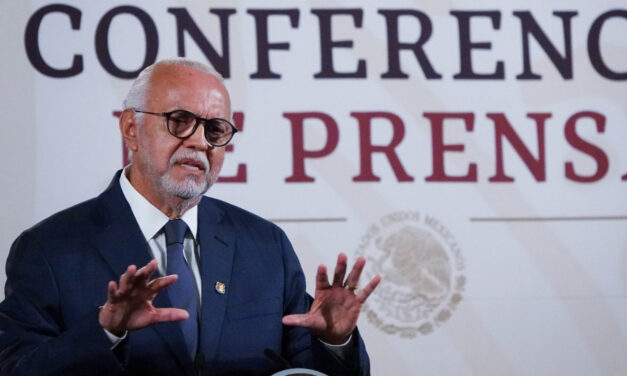 Se desploma en Nayarit avioneta usada por el gobernador Miguel Ángel Navarro; Fiscalía no descarta posible atentado