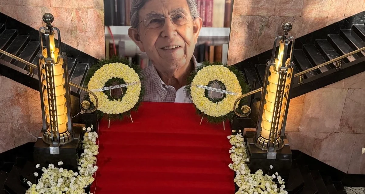 Despiden a Cuauhtémoc Cárdenas en el Palacio de Bellas Artes con música tradicional y honores de Estado